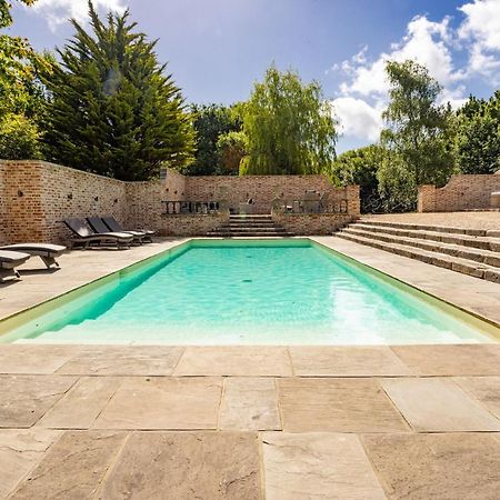 Eastwood Observatory: 12 Bedrooms, Swimming Pool And Tennis Court Hailsham Exterior foto